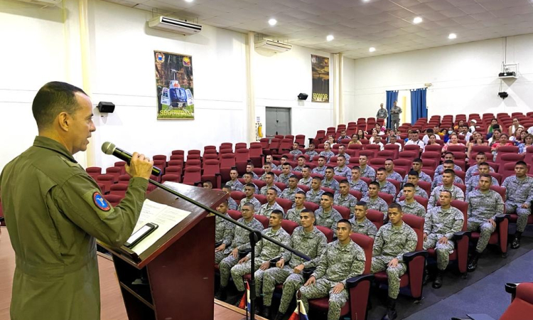 Jóvenes soldados en Melgar, culminan exitosamente el servicio militar