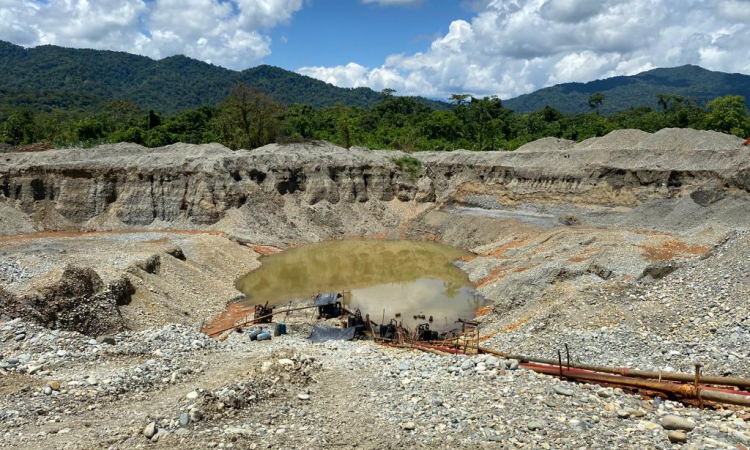 Inutilizada maquinaria para la minería ilegal en el Cauca