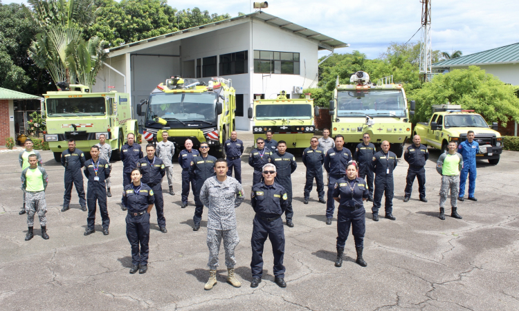Encuentro estratégico entre los Bomberos de Yopal y su Fuerza Aérea Colombiana 