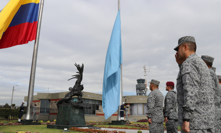 Militares y civiles del CATAM conmemoraron el  Día Nacional de los Derechos Humanos
