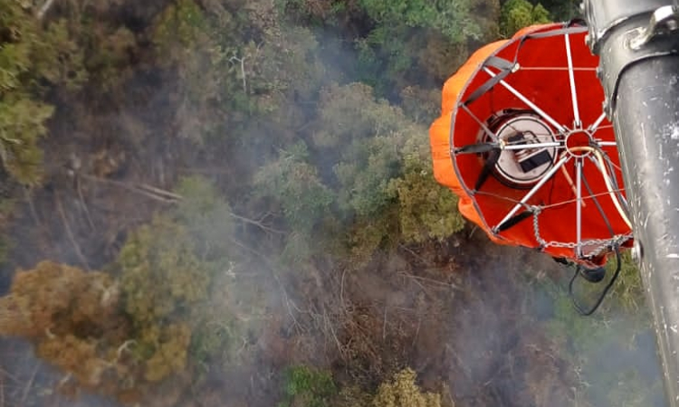 Con extinción de incendios en el municipio de Icononzo, su Fuerza Aeroespacial Colombiana ratifica el compromiso con el medio ambiente