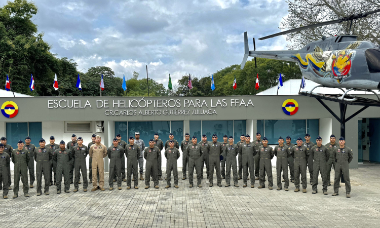 Pilotos instructores latinoamericanos, participaron del Seminario de Estandarización 2024
