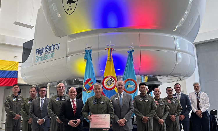 La Fuerza Aeroespacial avanza: simulador UH-60 Black Hawk, impulsa la formación de pilotos en Latinoamérica