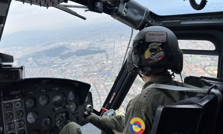 Patrullajes aéreos sobre cerros tutelares y vías de acceso a Bogotá en Semana Santa