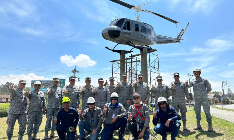 Finaliza la restauración del monumento del helicóptero de las Delicias 