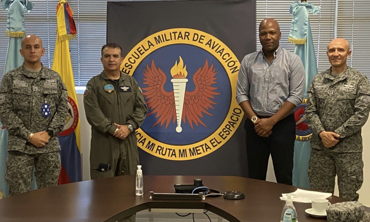 Reunión estratégica para fortalecer la seguridad en Palmira fue desarrollada en la Base Aérea de Cali