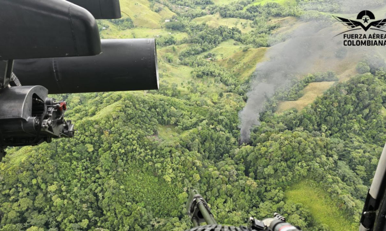 Fuerza Aérea Colombiana y Policía Nacional desmantelan laboratorio de cocaína en Sonsón, Antioquia