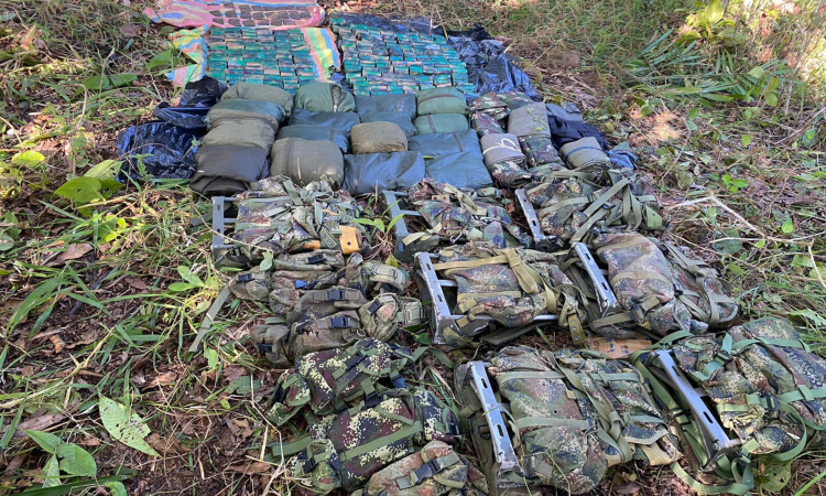 Deposito ilegal de armamento fue inutilizado por las Fuerzas Militares, en el Putumayo