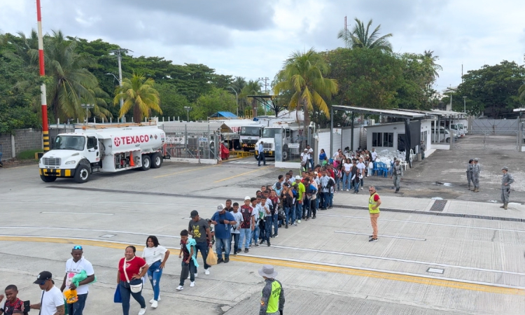 Apoyo aéreo permite viaje a futbolistas isleños desde San Andrés hasta Pereira 