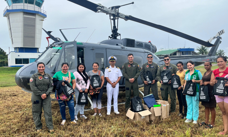 40 kits escolares son entregados a madres cabeza de hogar en Puerto Carreño