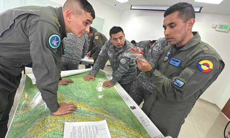 CENRP certifica a 19 militares como Coordinadores de Misión SAR