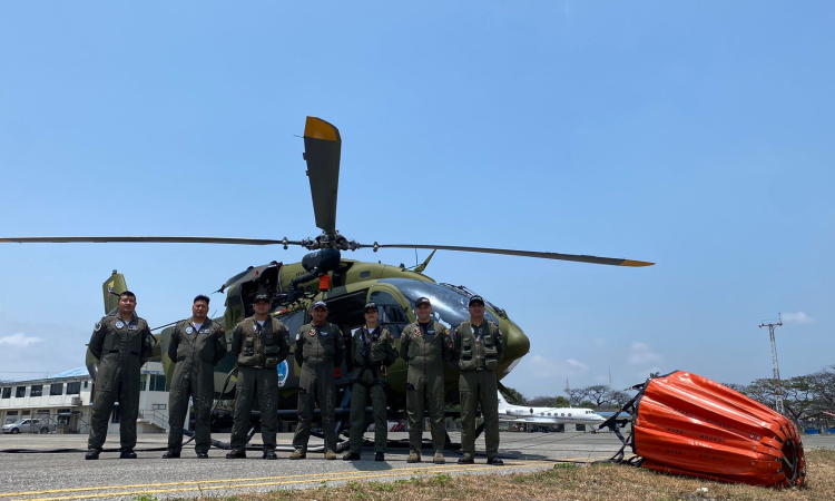 Con capacitaciones en operaciones especiales, FAC aporta  a la emergencia en Ecuador