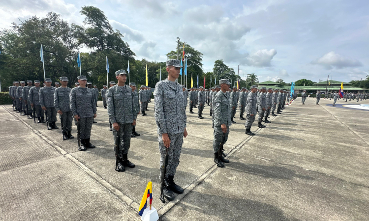 ¿Por qué los jóvenes deciden prestar su servicio militar en la Fuerza Aérea?