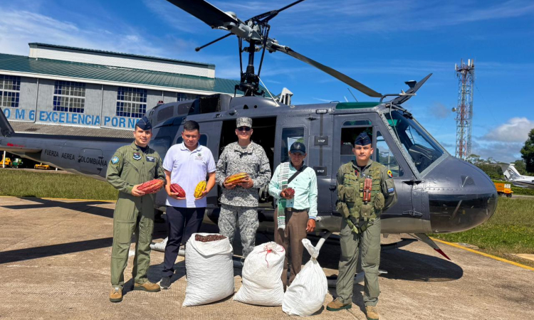 Primer vuelo de transporte de cacao apuesta al desarrollo  económico en Caquetá  