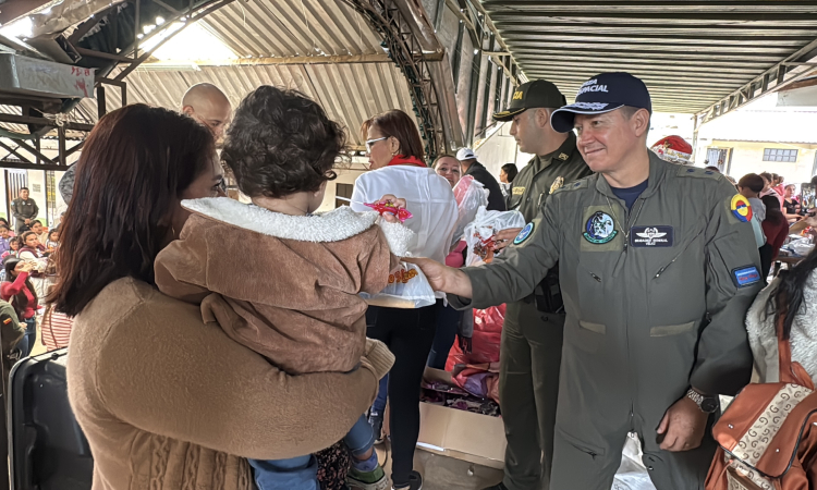 Aterrizó la navidad en San Juanito y El Calvario, Meta