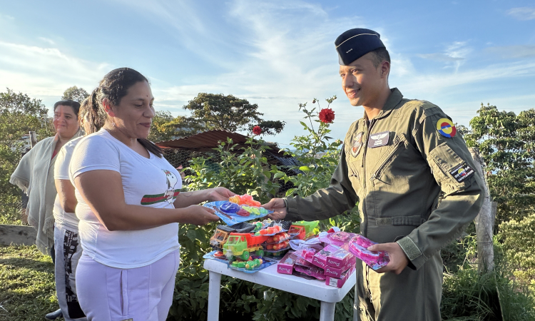 Más de 150 regalos fueron entregados a comunidades vulnerables en Tolima