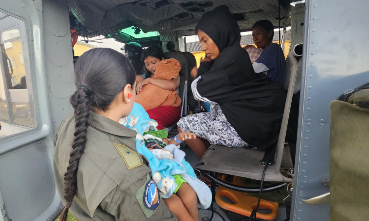 Cuatro menores con avanzada desnutrición fueron trasladados vía aérea en La Guajira