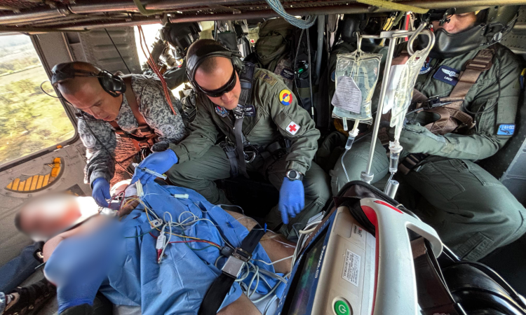 Víctima de ataque terrorista en Cesar fue trasladado por la Fuerza Aeroespacial