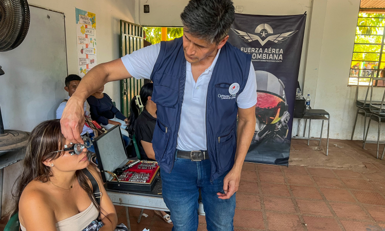 Fuerza Aeroespacial Colombiana lidera Actividad de Asistencia Médica Humanitaria en el Vichada