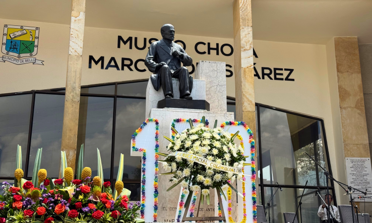 Fuerza Aeroespacial se unió a conmemoración del natalicio de Marco Fidel Suárez