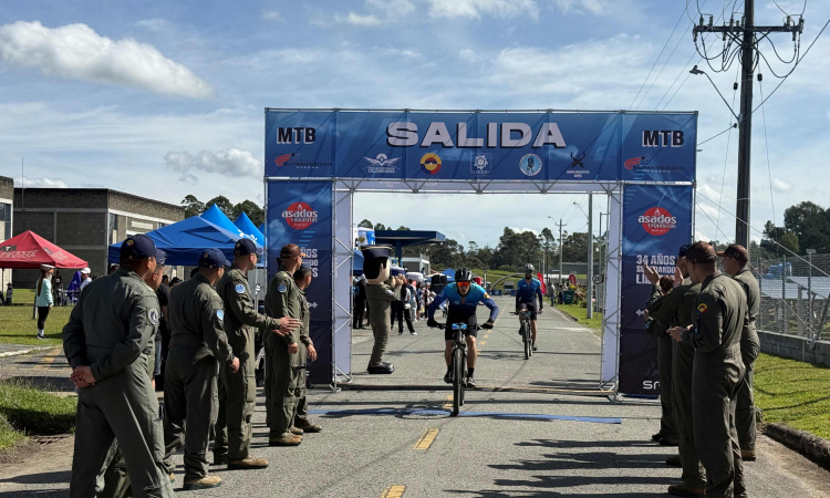 Cientos de ciclistas vivieron una aventura deportiva y de solidaridad en Rionegro