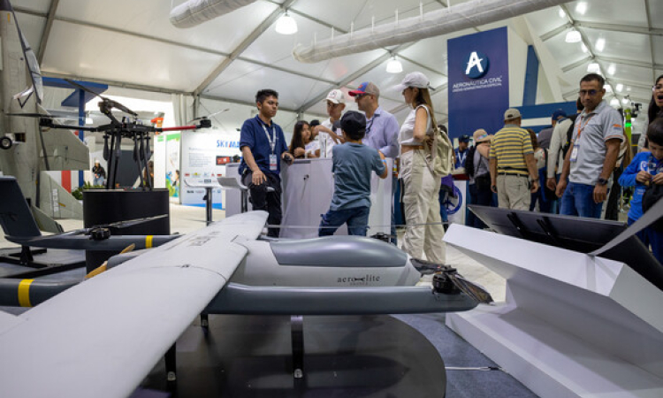 Más de 180 expositores internacionales en una muestra comercial de alto vuelo