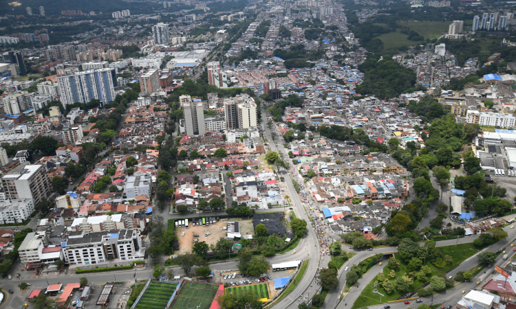 Así se desarrolló el despliegue aéreo durante marchas en Tolima y Huila