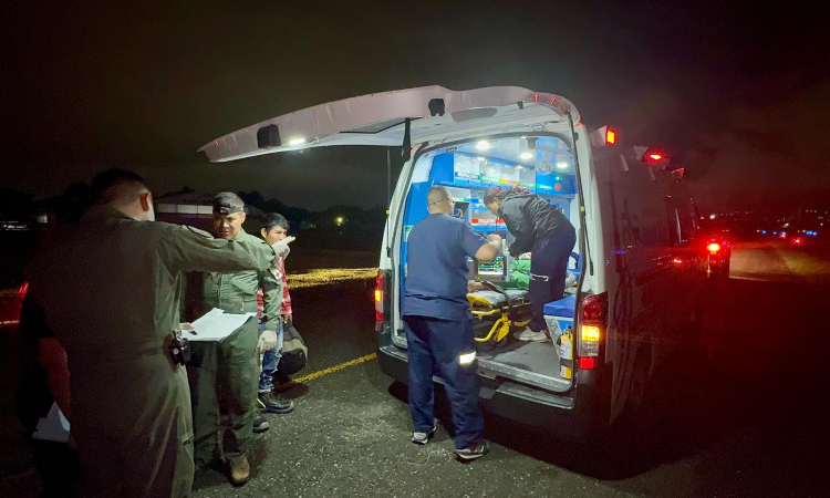 Oportuno traslado aeromédico salva vida de madre gestante en el Chocó