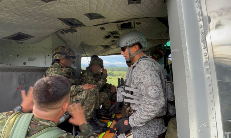 Militares en delicado estado de salud fueron evacuados vía aérea