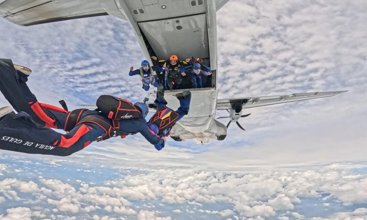 Cali, escenario del Campeonato Nacional de Paracaidismo liderado por la Fuerza Aeroespacial