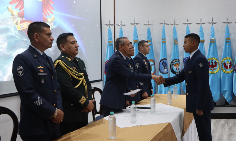 Finalizó curso internacional que fortalece capacidades de binomios caninos en seguridad