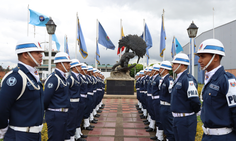 El CAMAN rinde homenaje al Día del Héroe Nacional y sus Familias