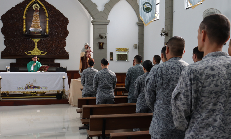 Eucaristía en honor a los Héroes de la Nación y sus familias