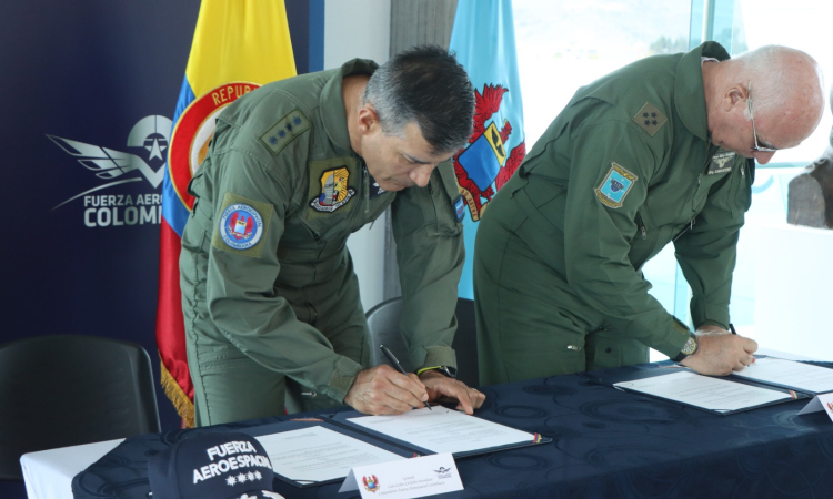 Nuevo impulso a la cooperación con la Fuerza Aérea Brasileña