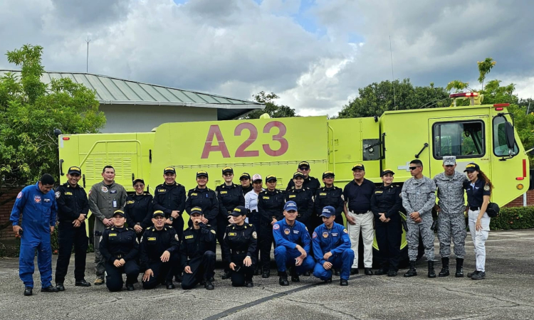 Bomberos voluntarios de Yopal vivieron jornada de aprendizaje para fortalecer respuesta en emergencias
