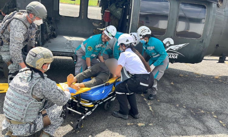 indígena es evacuado de urgencia