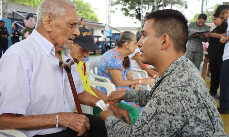 495 atenciones médicas fueron brindadas en jornada humanitaria en Flandes