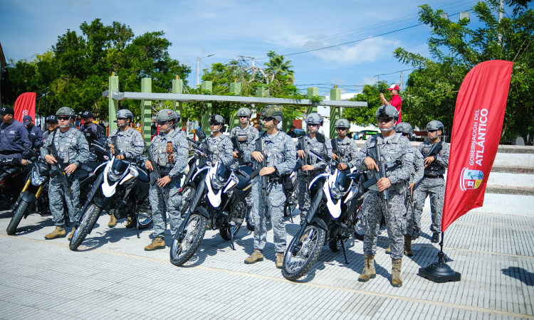 Entrega de motocicletas fortalece las capacidades operacionales en el Atlántico