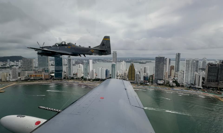 Competencia deportiva en Cartagena es acompañada por Fuerza Aeroespacial