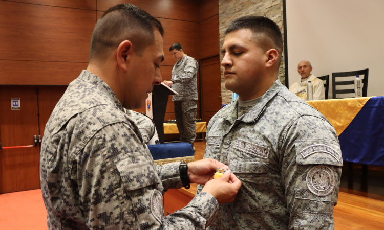 Joven soldado de Pasto es galardonado con medalla ‘Juan Bautista Solarte Obando’