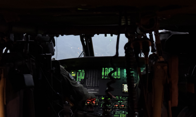 Operaciones aéreas acompañan desplazamientos de viajeros en primer puente festivo del año