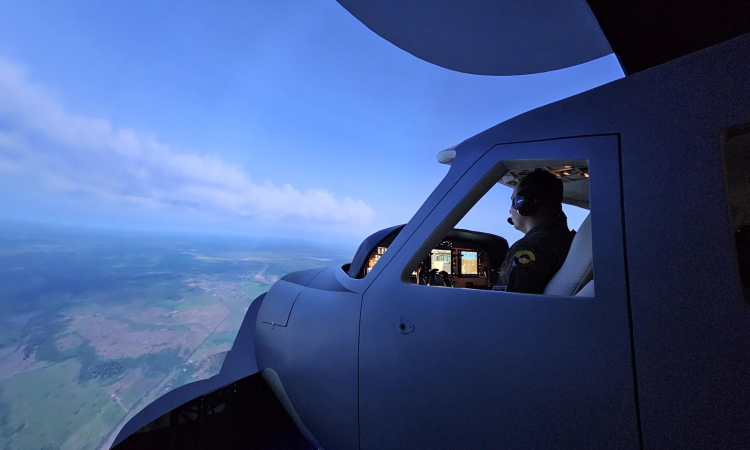 Formación de Pilotos se fortalece con simulador de la aeronave C-208 Caravan en Casanare