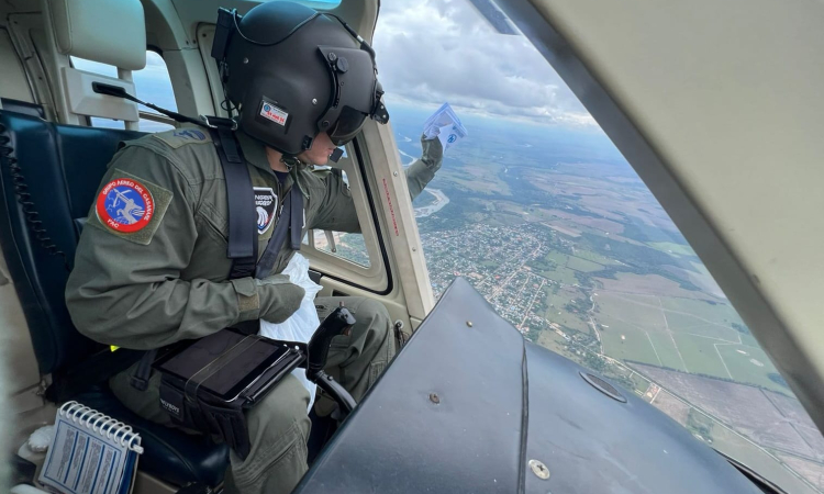 Desde el aire se impulsa la prevención del reclutamiento a menores