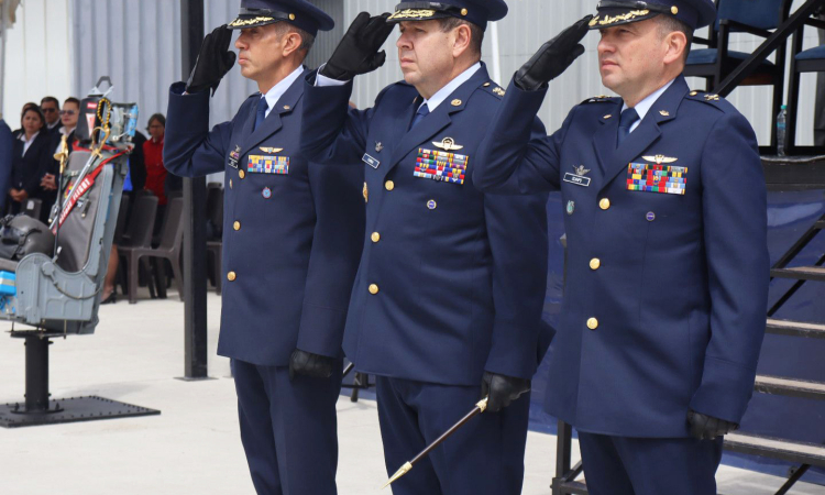 CAMAN con relevo de mando reafirma su compromiso con la seguridad operacional