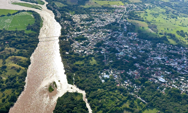 Se intensifican operaciones sobre ríos y represas ante temporada de lluvias