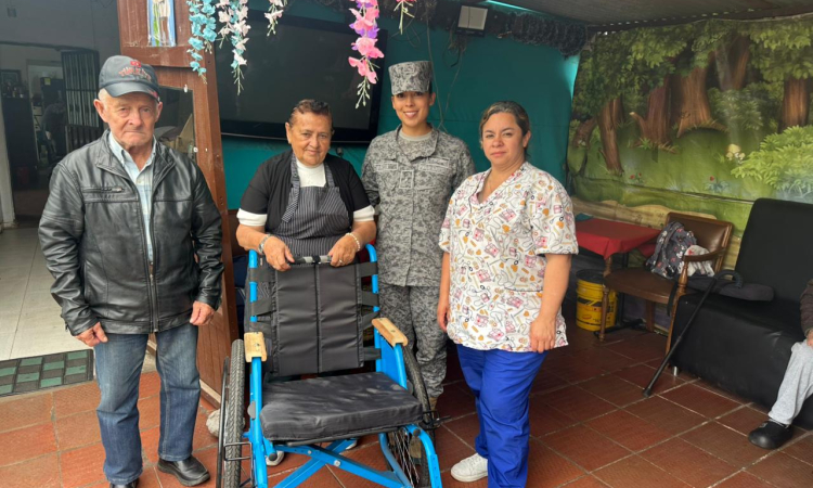 Acciones solidarias mejoran el bienestar de adultos mayores en Puente Piedra