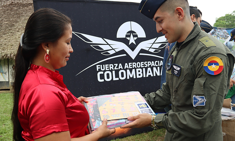 Entrega de ayudas educativas fortalece espacios de aprendizaje en Solano, Caquetá