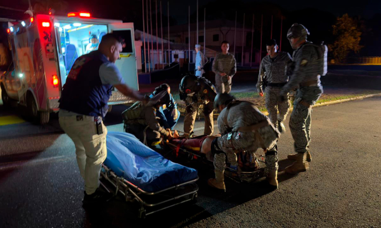 Rescate aéreo permitió evacuar un hombre herido en Carmen de Apicalá