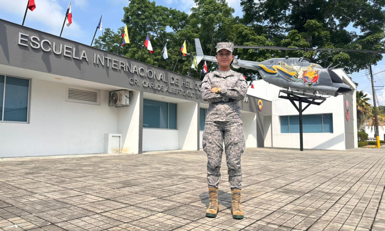 El compromiso que impulsa a una madre a conquistar el cielo