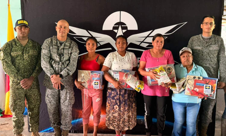 Entrega de kits escolares benefició a la comunidad de Las Mercedes